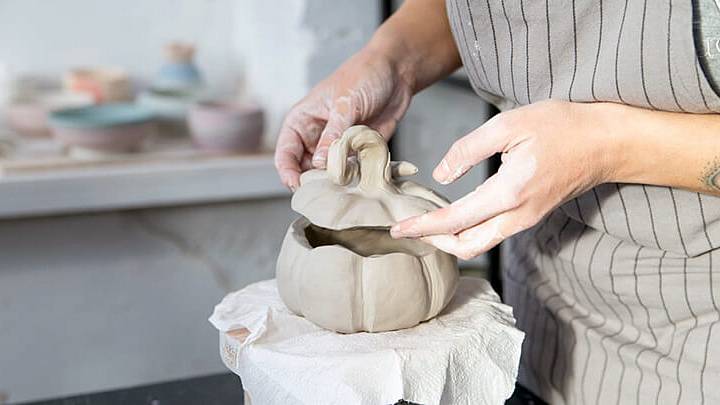 Мастер-класс «Глиняная посуда и предметы интерьера из керамики»